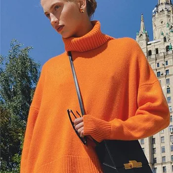 2023 Нов вълнен пуловер с висока воротом в европейския и американския стил, женски сгъсти пуловер, свободна хеджирующая основата от мързеливи плетени