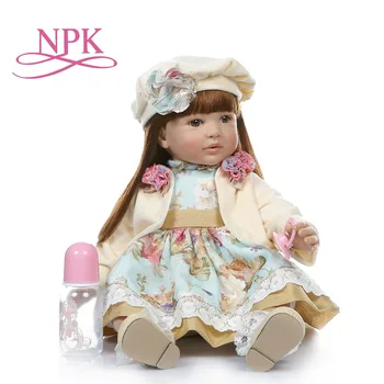 NPK-голям размер 60 см възстановената момиче-бебе на реалистична кукла bebe reborn с дълги прави каштаново-червена коса, 6-месечно истинска кукла-бебе