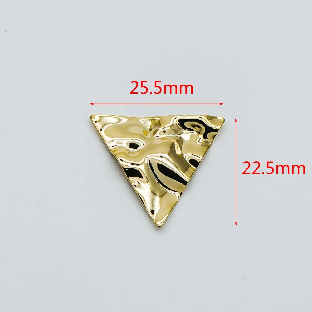 10 бр. златни ковани триъгълна суспензии 25,5 мм, геометрични висулки от полиран злато (GB-481)