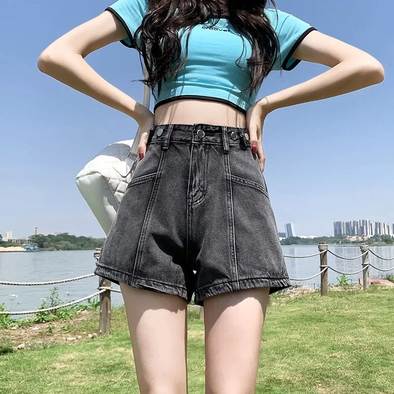 Летни дънкови къси панталони с висока талия и няколко копчета, корейски модни Свободни стрейчевые дамски панталони 2023, реколта улични дънкови шорти