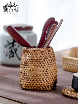 Чаен комплект от ратан с прости японски притежател на четки за грим и контейнер за съхранение